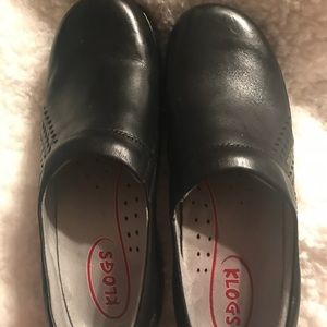 Klogs slip on shoes